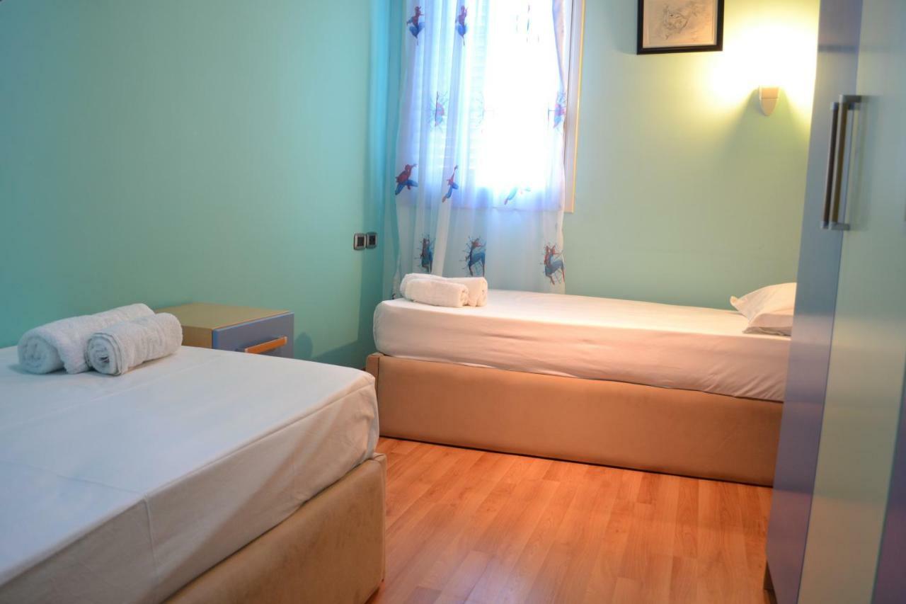 Penthouse Terrace 4 Bedrooms Apartment Avlonya Dış mekan fotoğraf