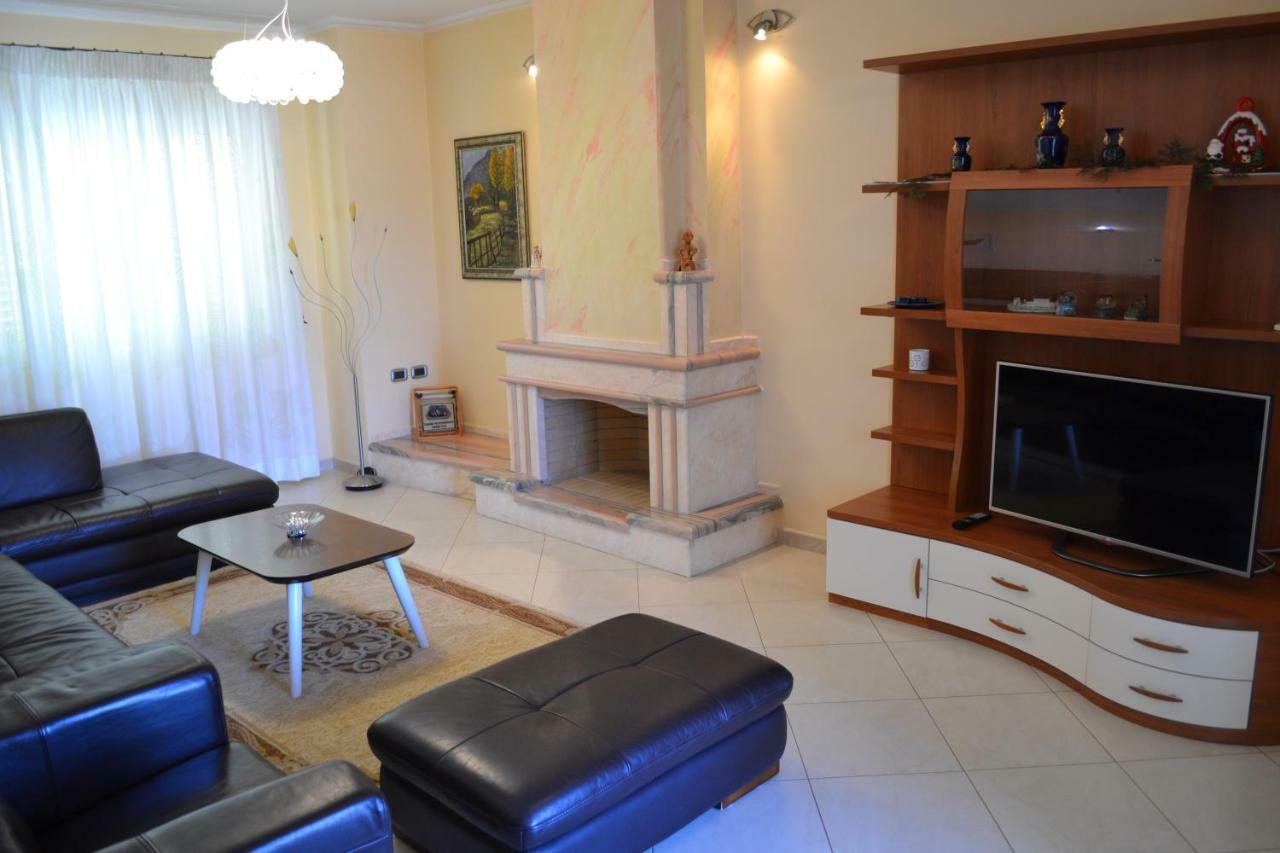 Penthouse Terrace 4 Bedrooms Apartment Avlonya Dış mekan fotoğraf